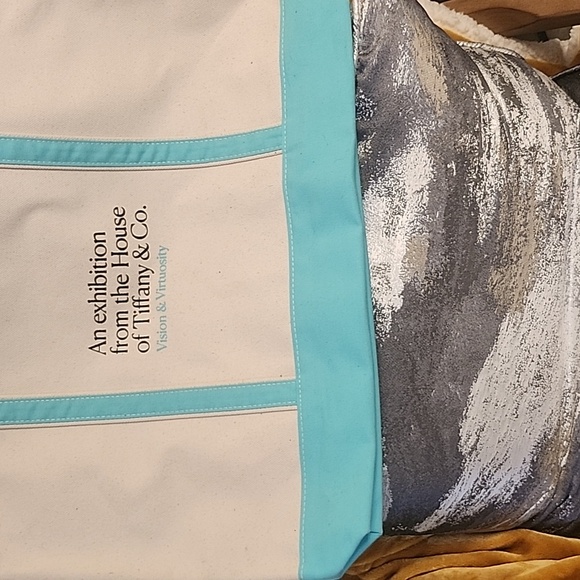 Tiffany&Co large tote bag .... New great gift - Picture 5 of 8